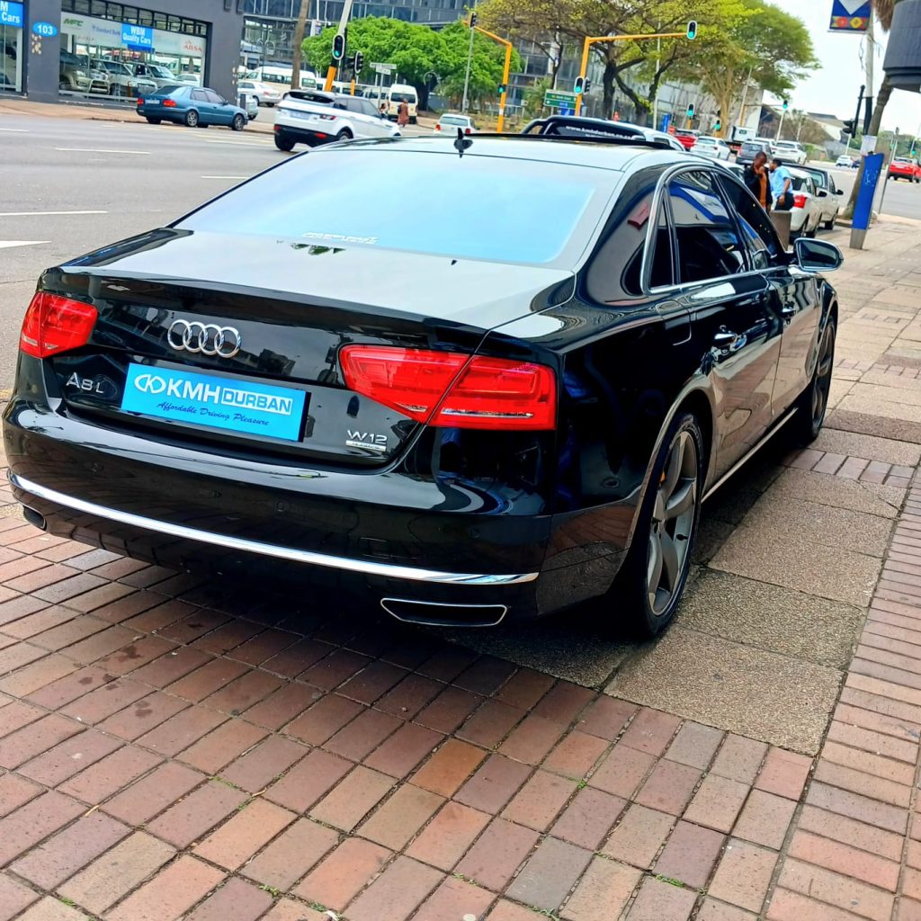 2012 AUDI A8 6.3 W12 QUATTRO AUTO
