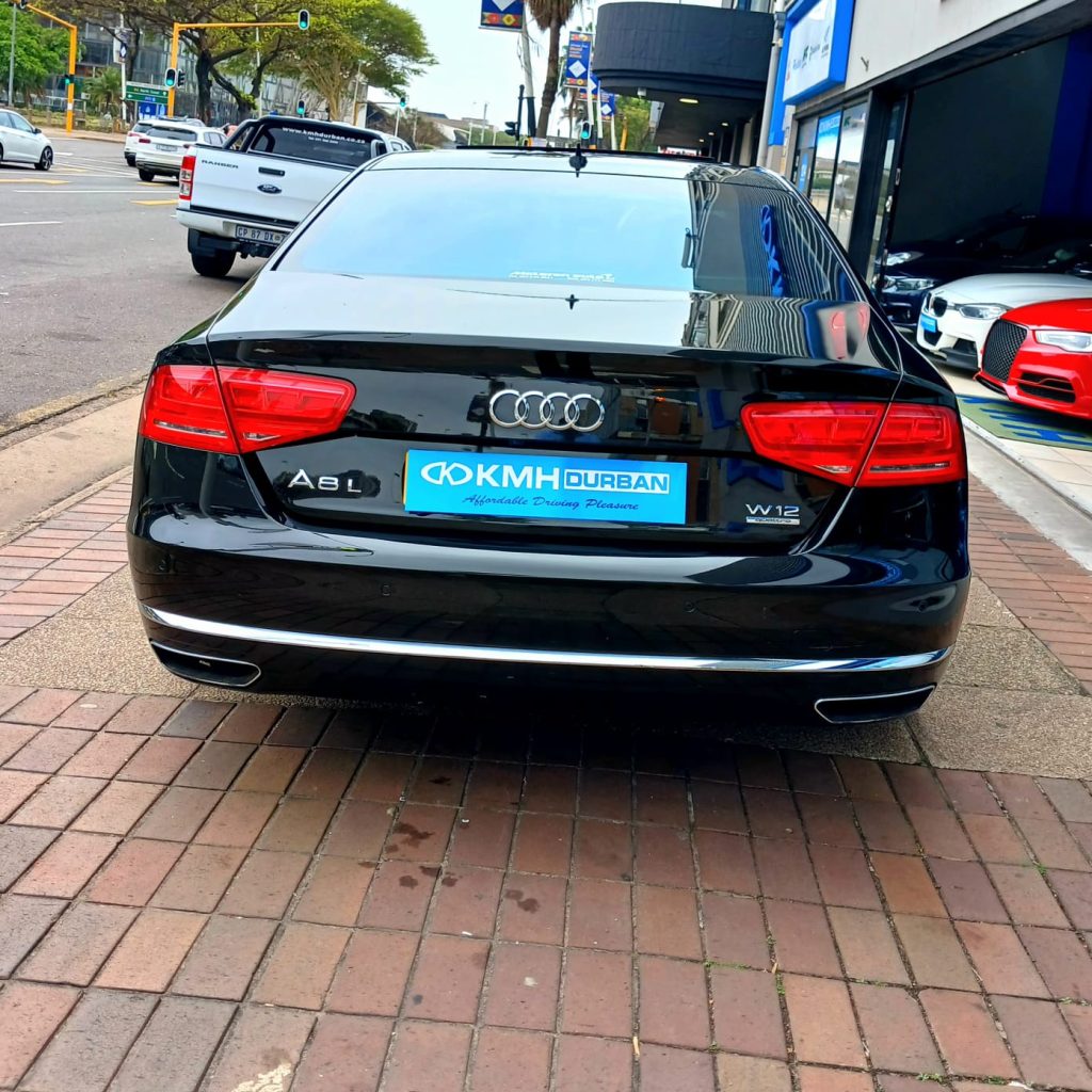 2012 AUDI A8 6.3 W12 QUATTRO AUTO
