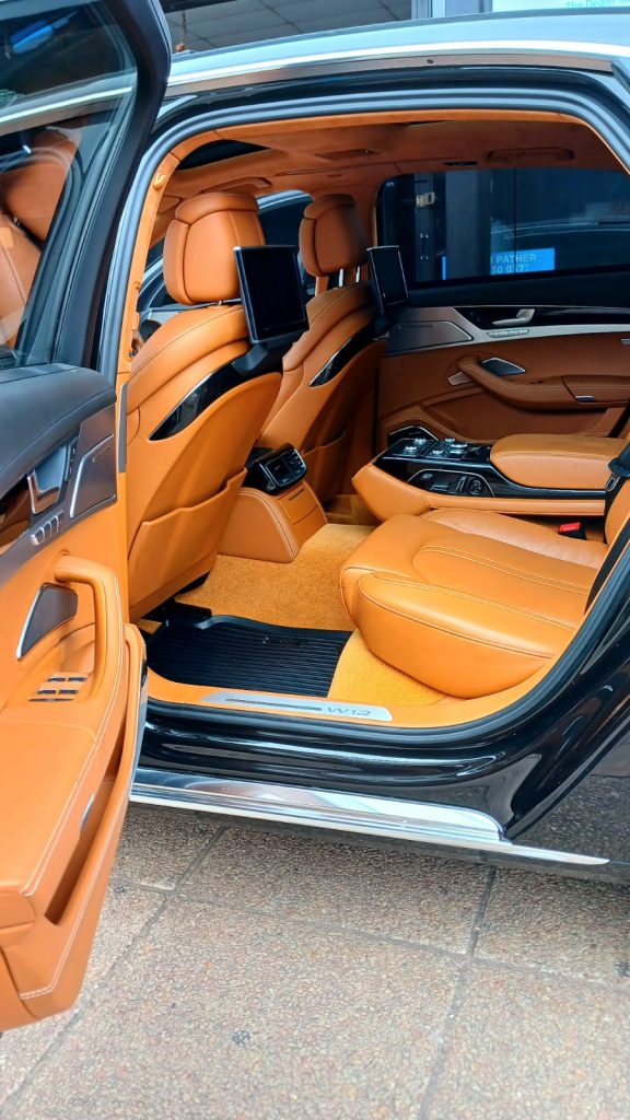 2012 AUDI A8 6.3 W12 QUATTRO AUTO