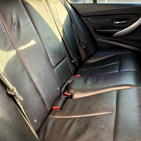 2014 BMW 3 Series 320i Luxury Auto
